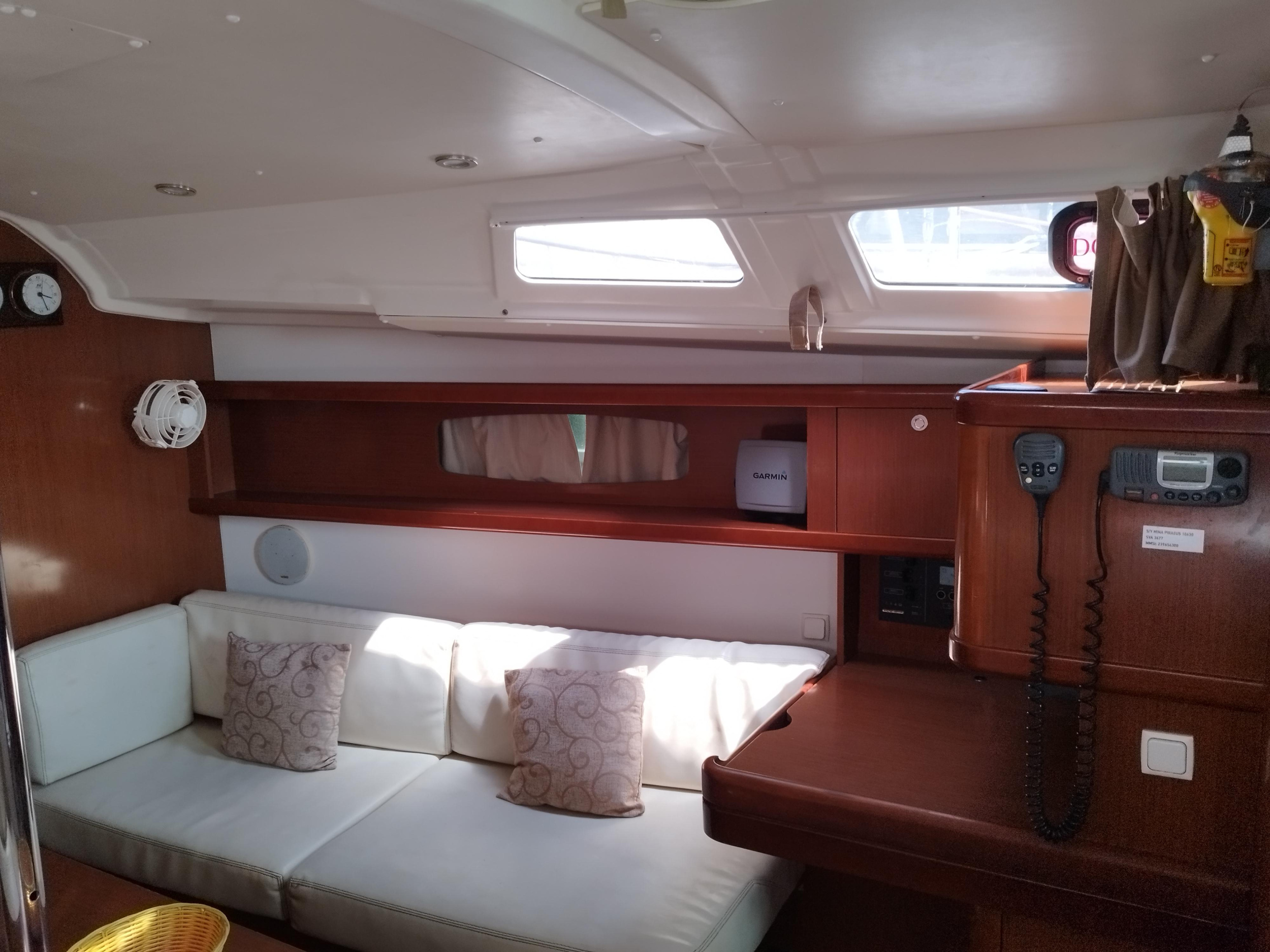 Oceanis 37 — photo 13
