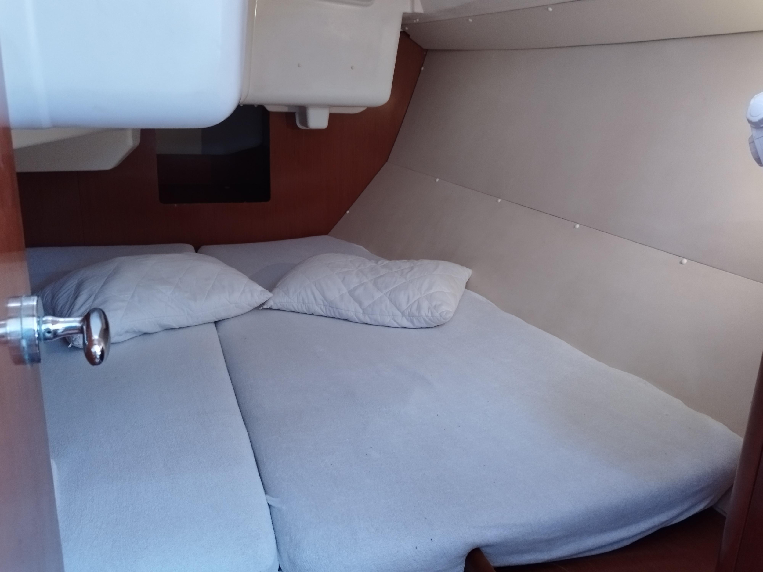 Oceanis 37 — photo 5