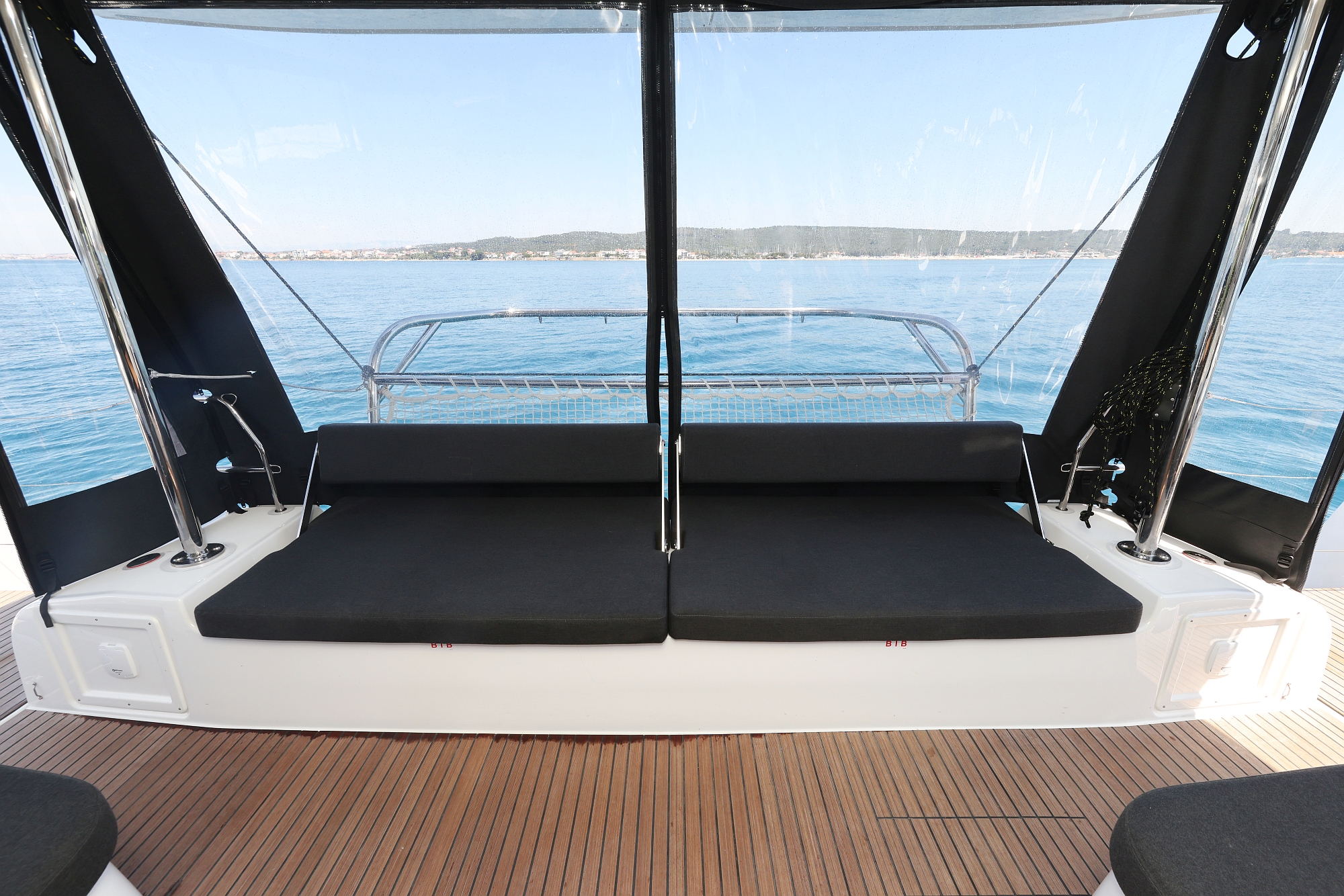 Lagoon 43 — photo 19