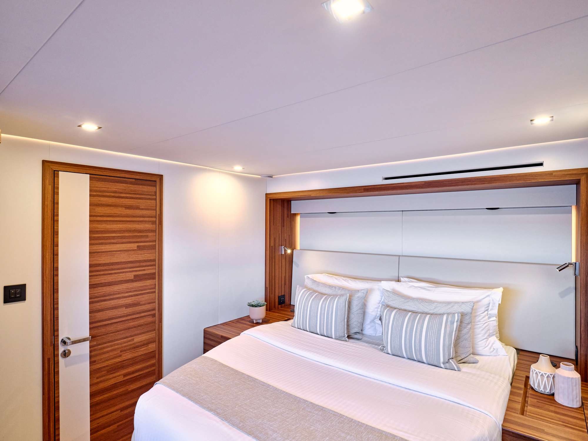 Fountaine Pajot Thira 80 — photo 2
