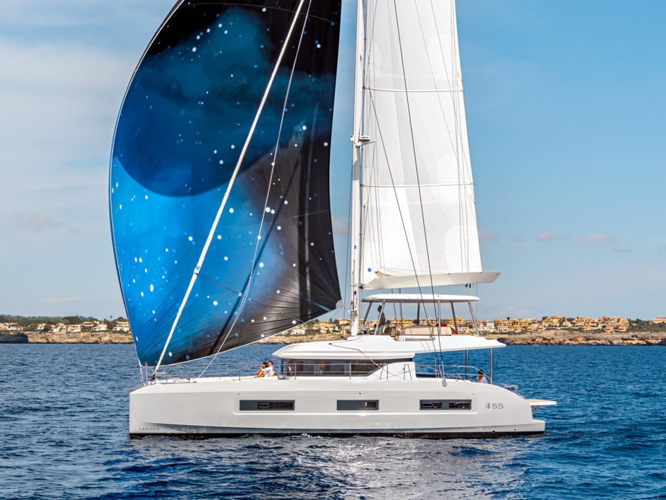 Lagoon 55 — photo 1