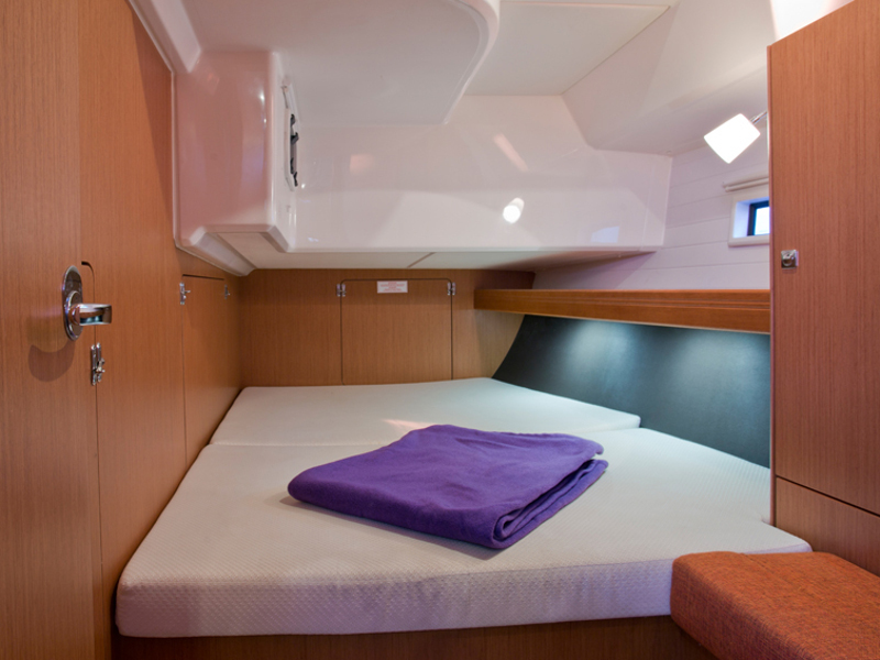 Bavaria 46 Cruiser — photo 14
