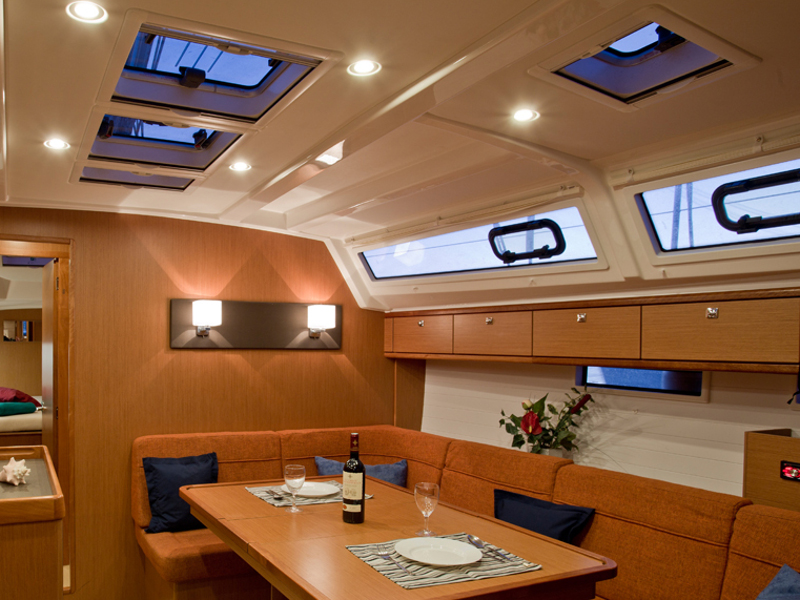 Bavaria 46 Cruiser — photo 6