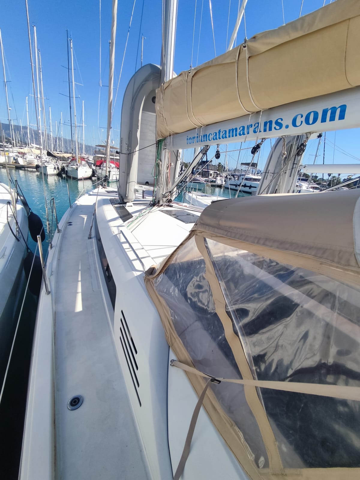 Oceanis 51.1 — photo 11