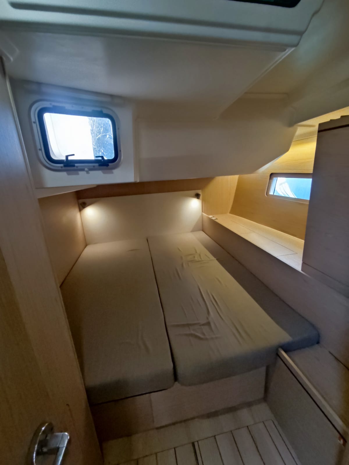 Oceanis 51.1 — photo 20