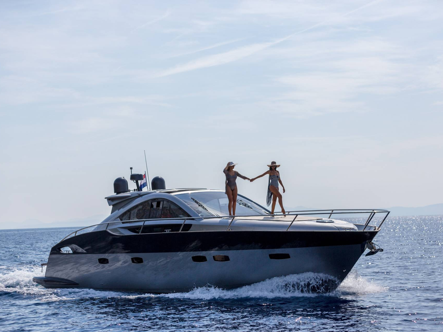 Pearl Sea 56 — photo 17
