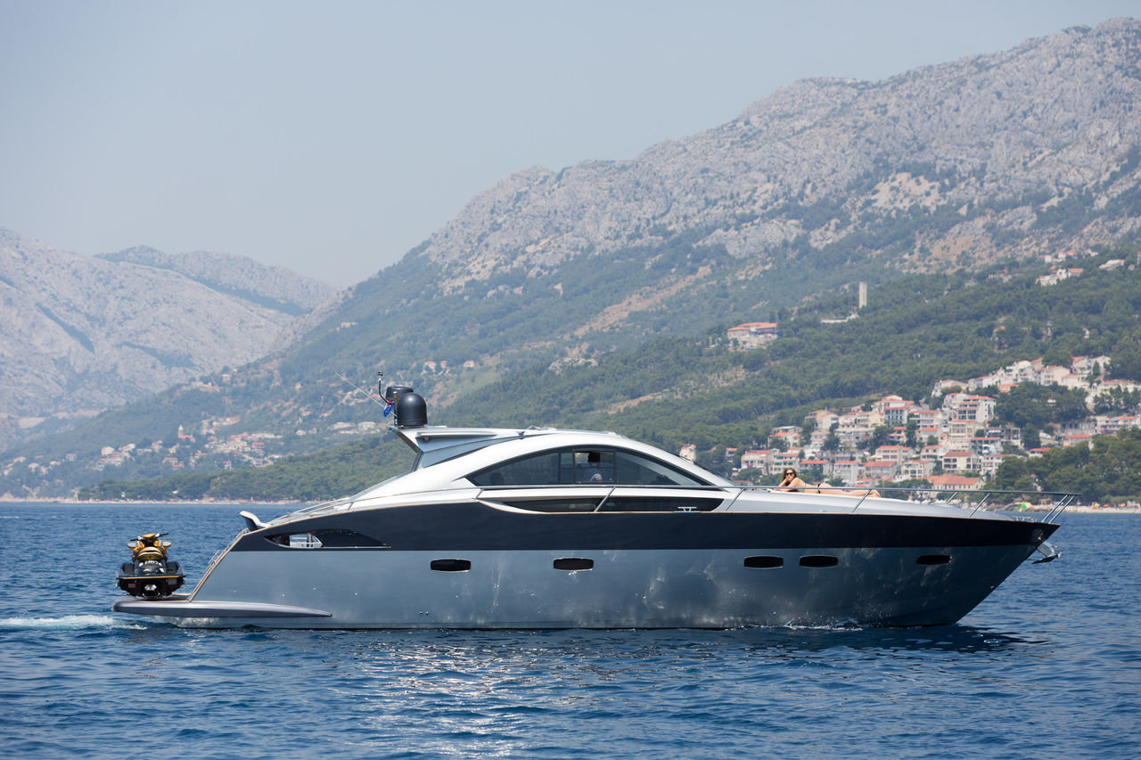 Pearl Sea 56 — photo 32
