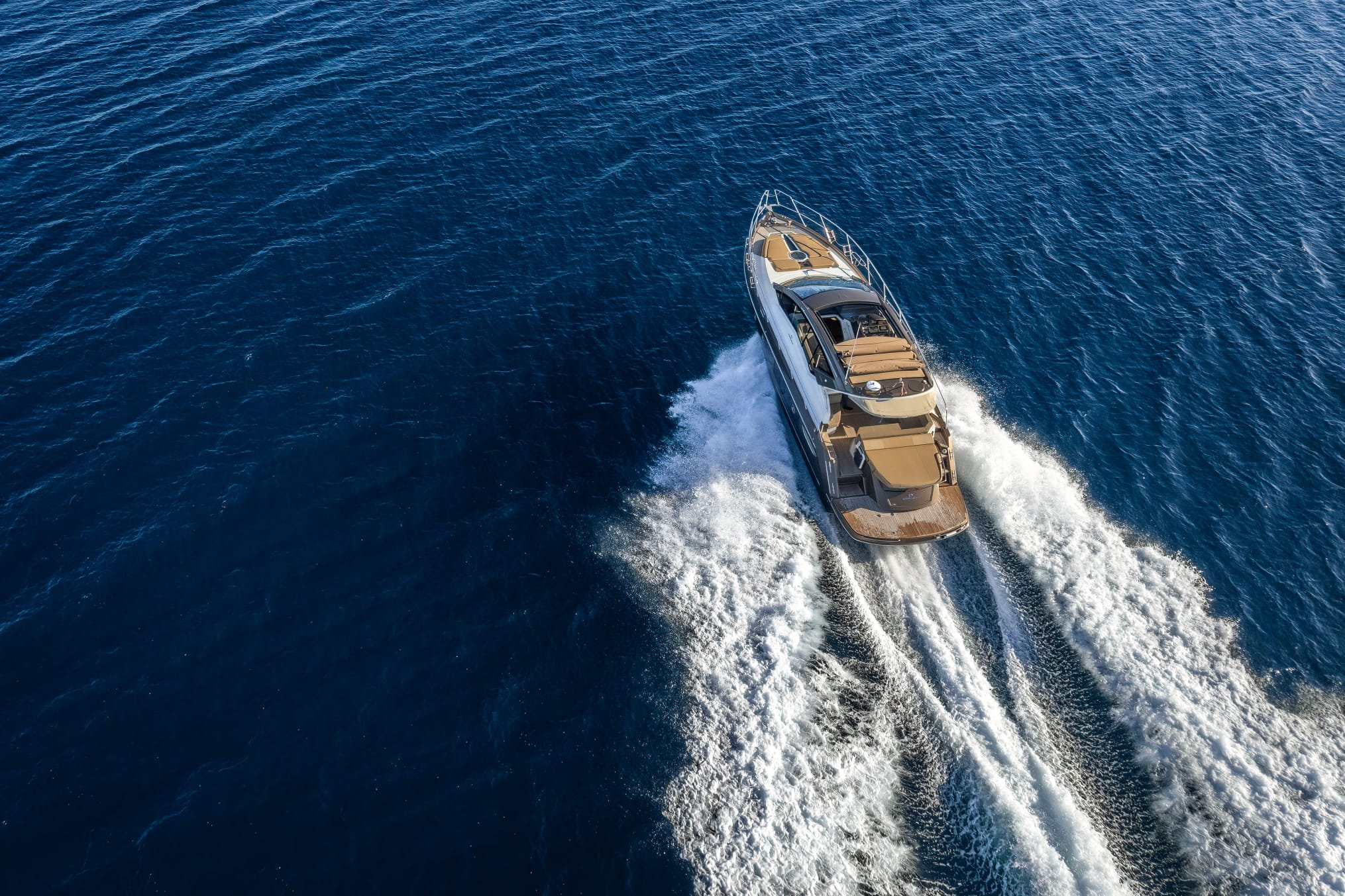 Cranchi M44 HT — photo 43