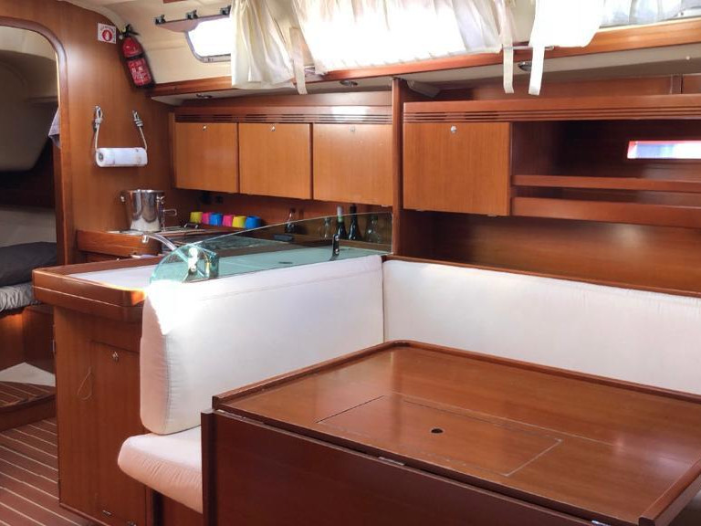 Dufour 40 Performance — photo 14