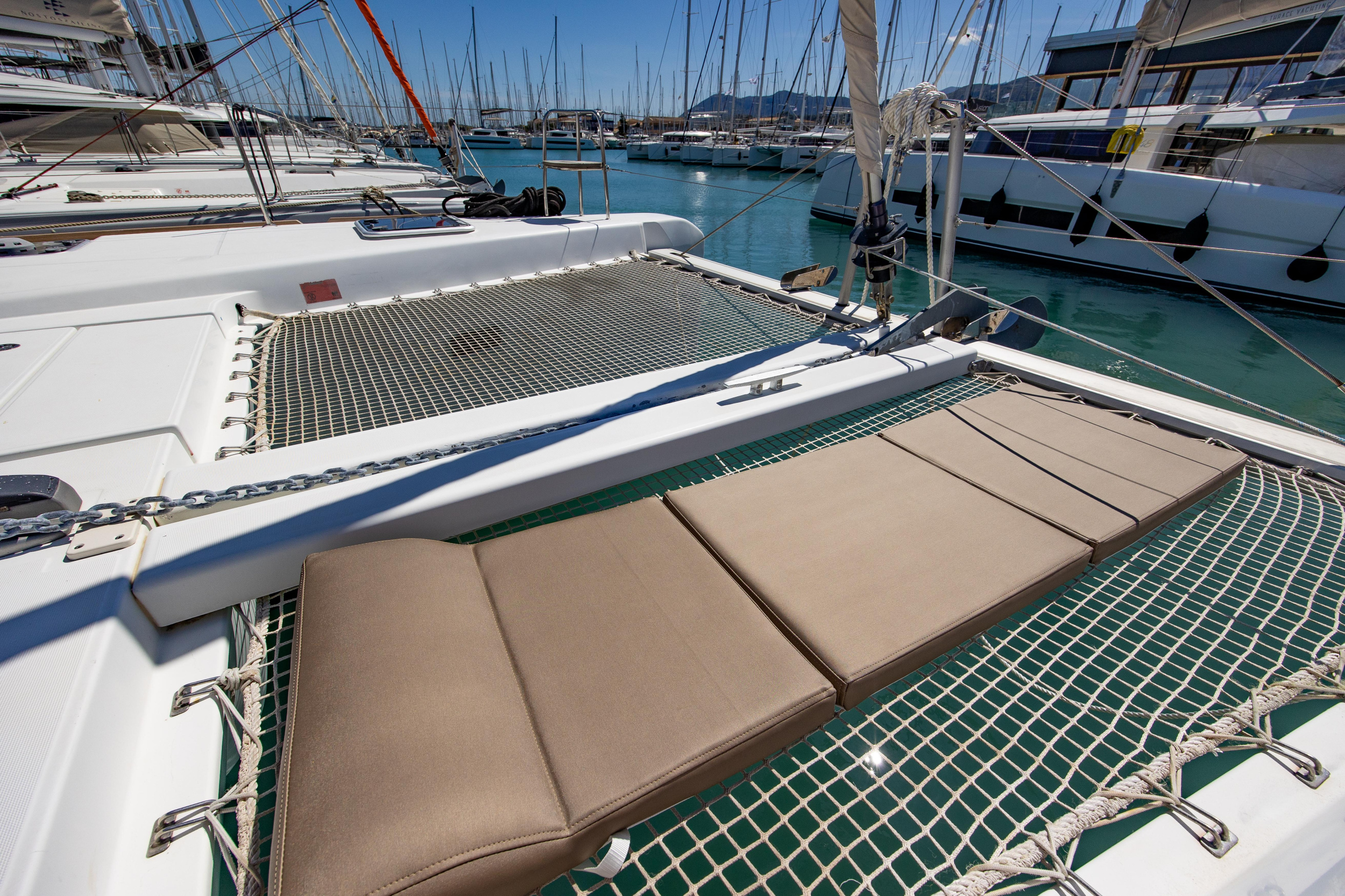 Lagoon 39 — photo 4