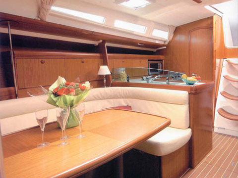 Sun Odyssey 42i — photo 8