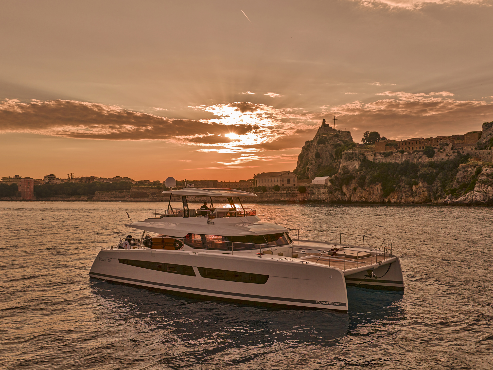 Fountaine Pajot Power Alegria 67 (5 cab) — photo 43