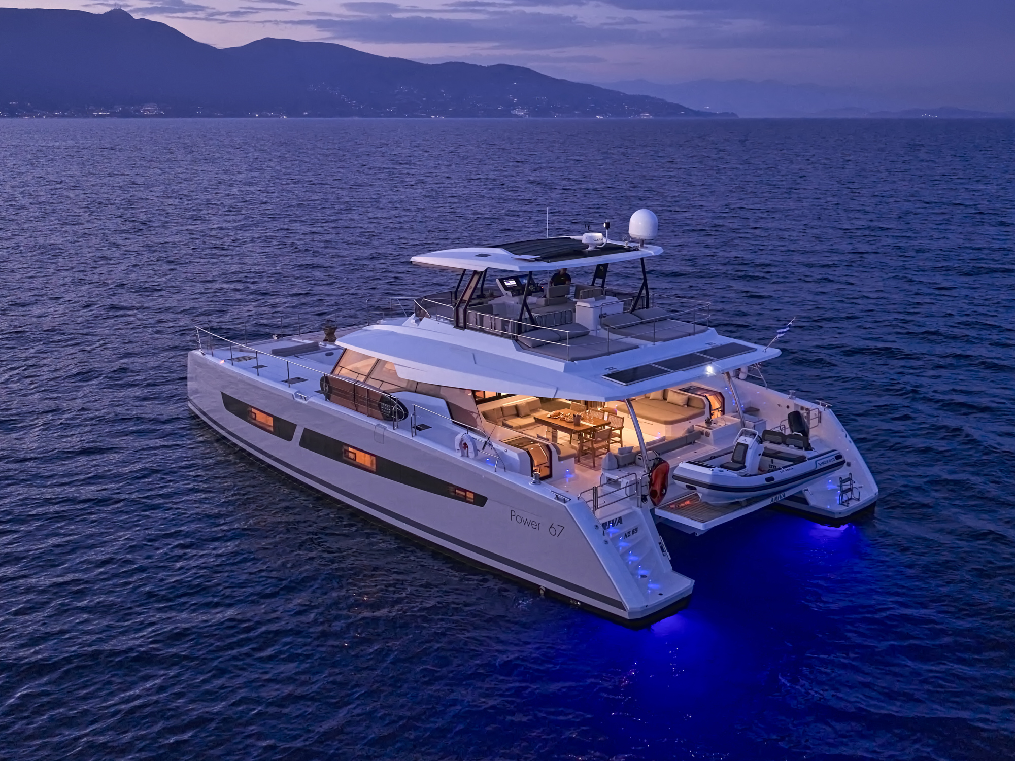 Fountaine Pajot Power Alegria 67 (5 cab) — photo 8