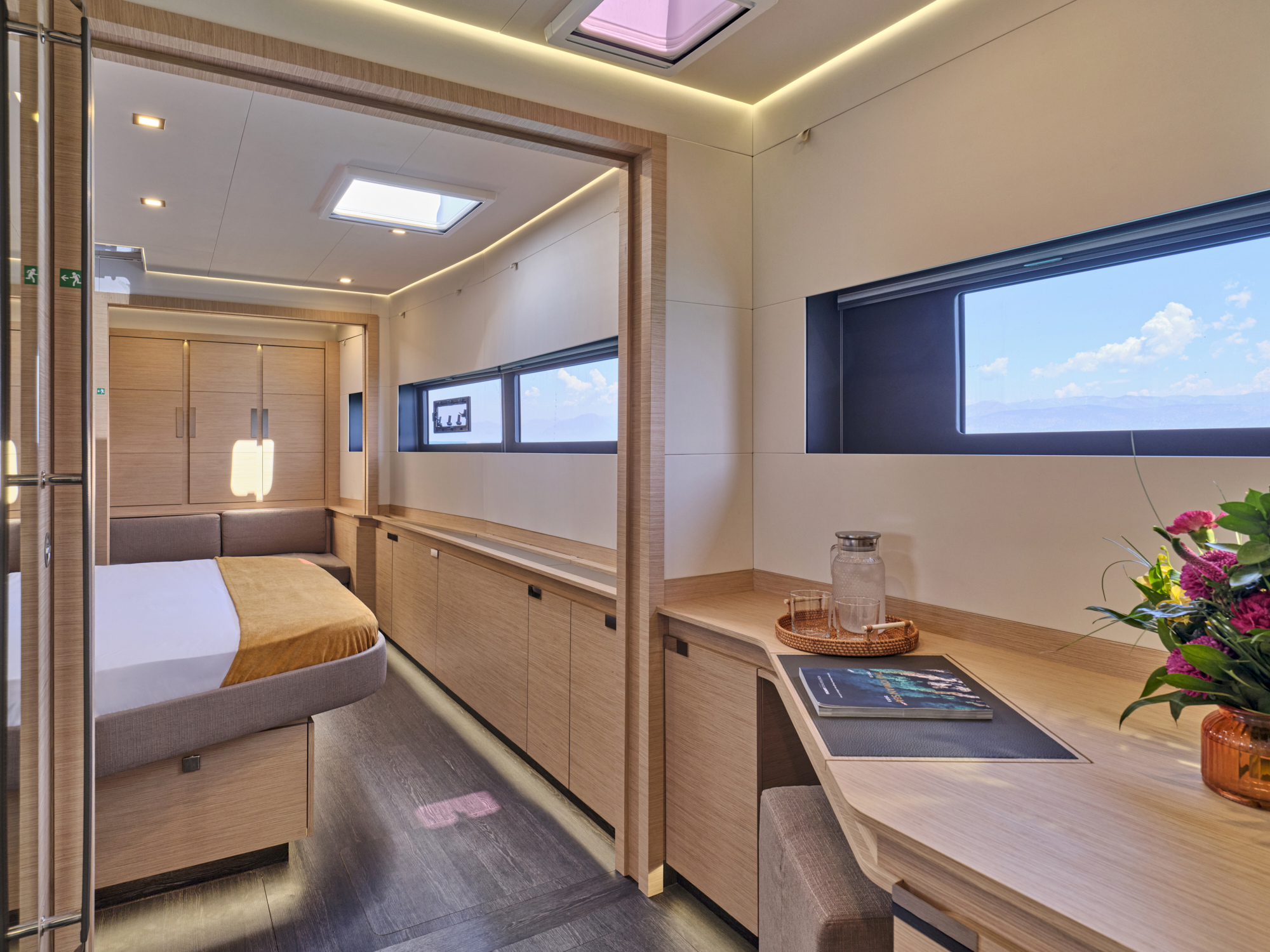 Fountaine Pajot Power Alegria 67 (5 cab) — photo 54