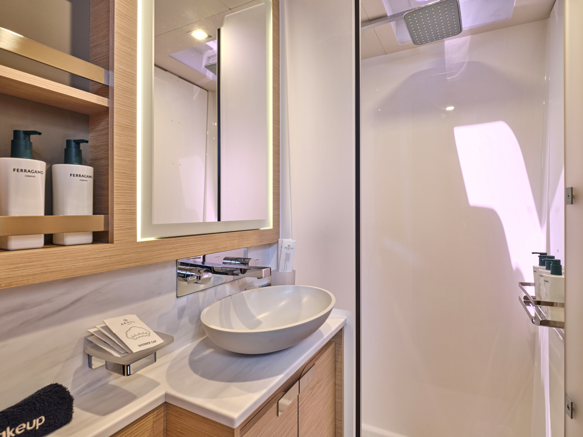 Fountaine Pajot Power Alegria 67 (5 cab) — photo 56