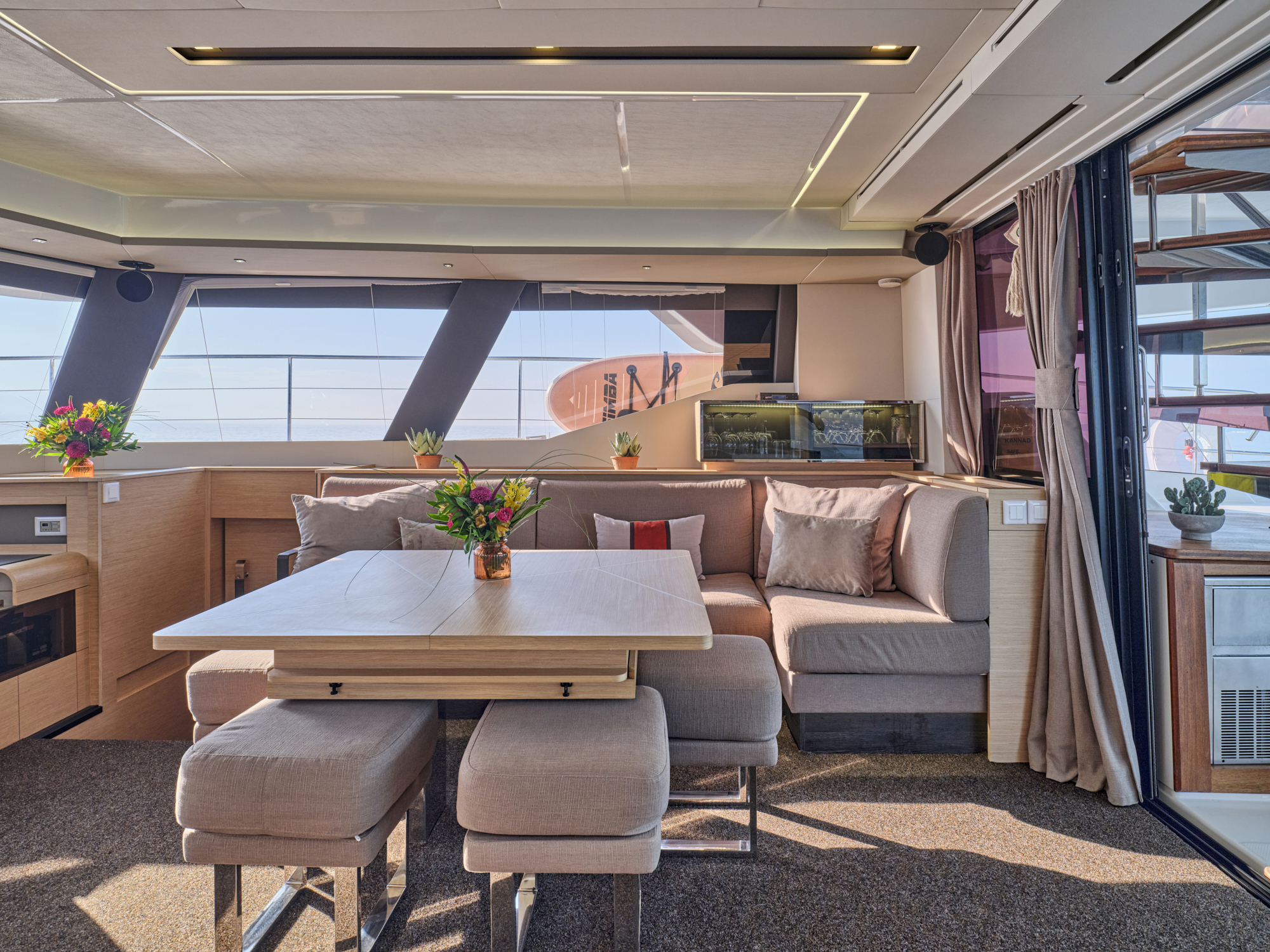 Fountaine Pajot Power Alegria 67 (5 cab) — photo 30