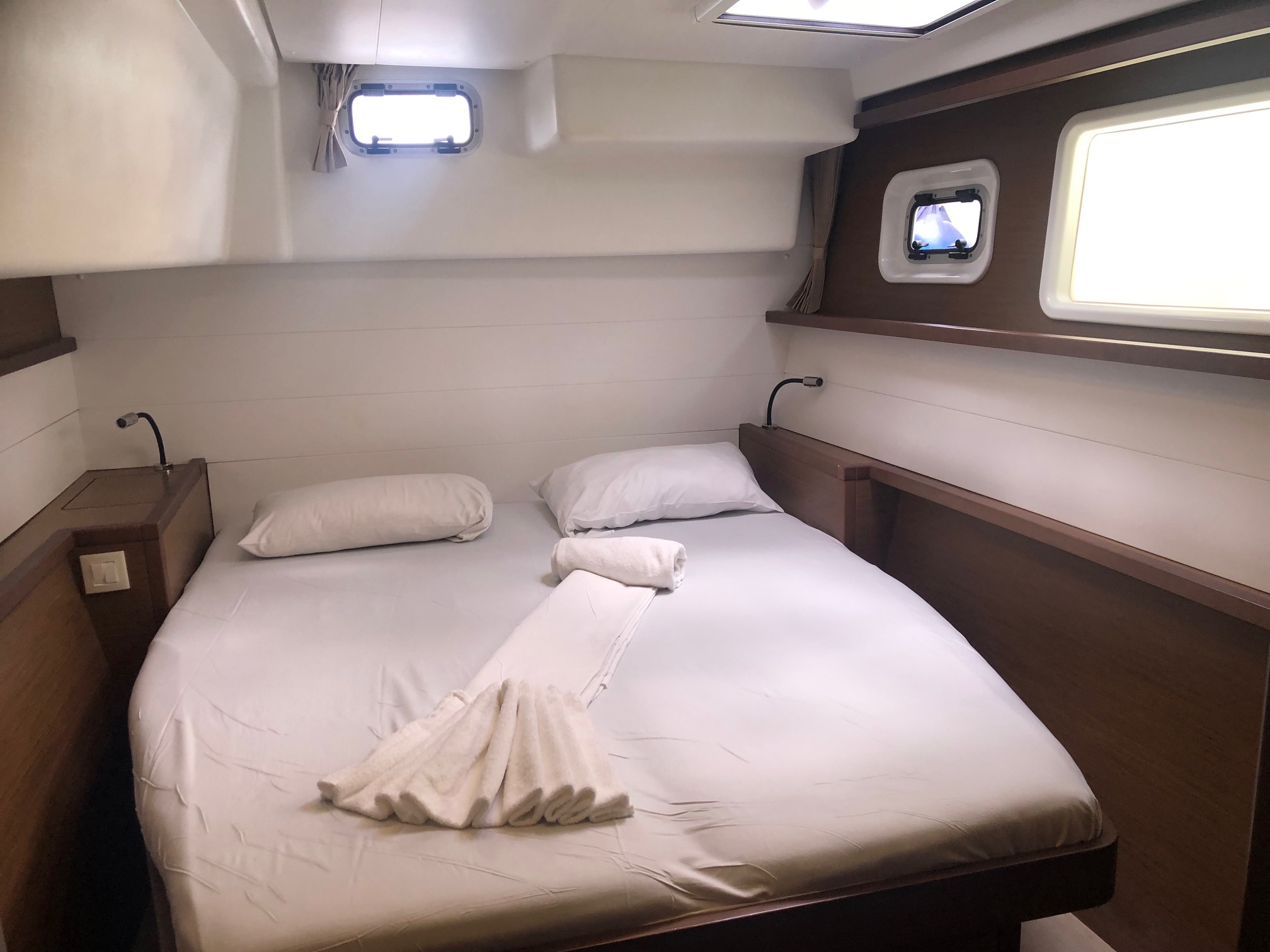 Lagoon 450 — photo 6