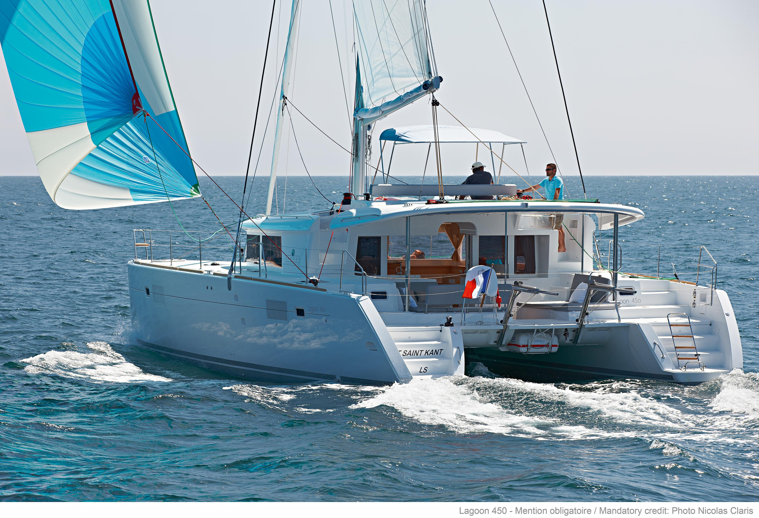 Lagoon 450 — photo 1