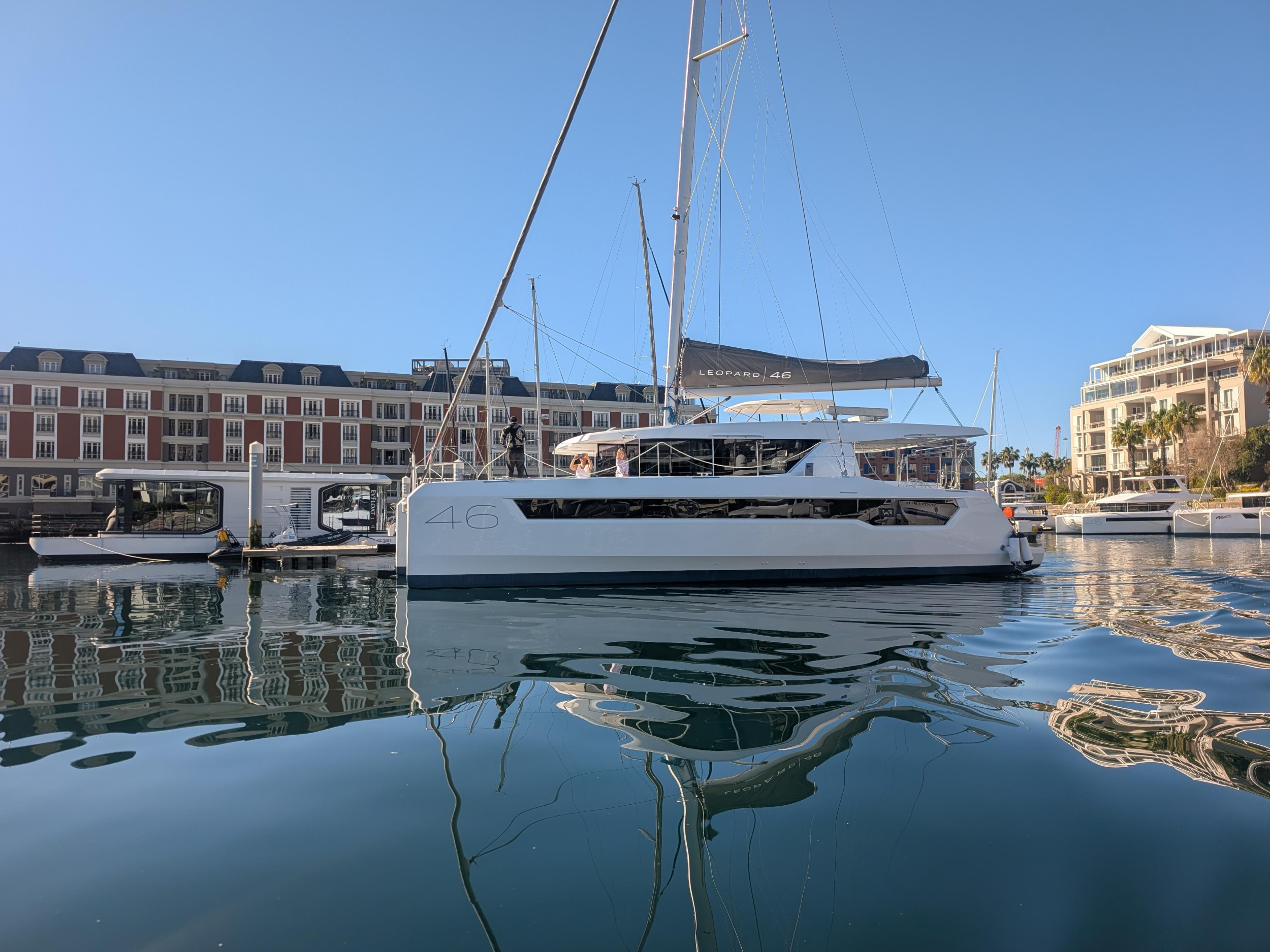 Leopard 46 — photo 15