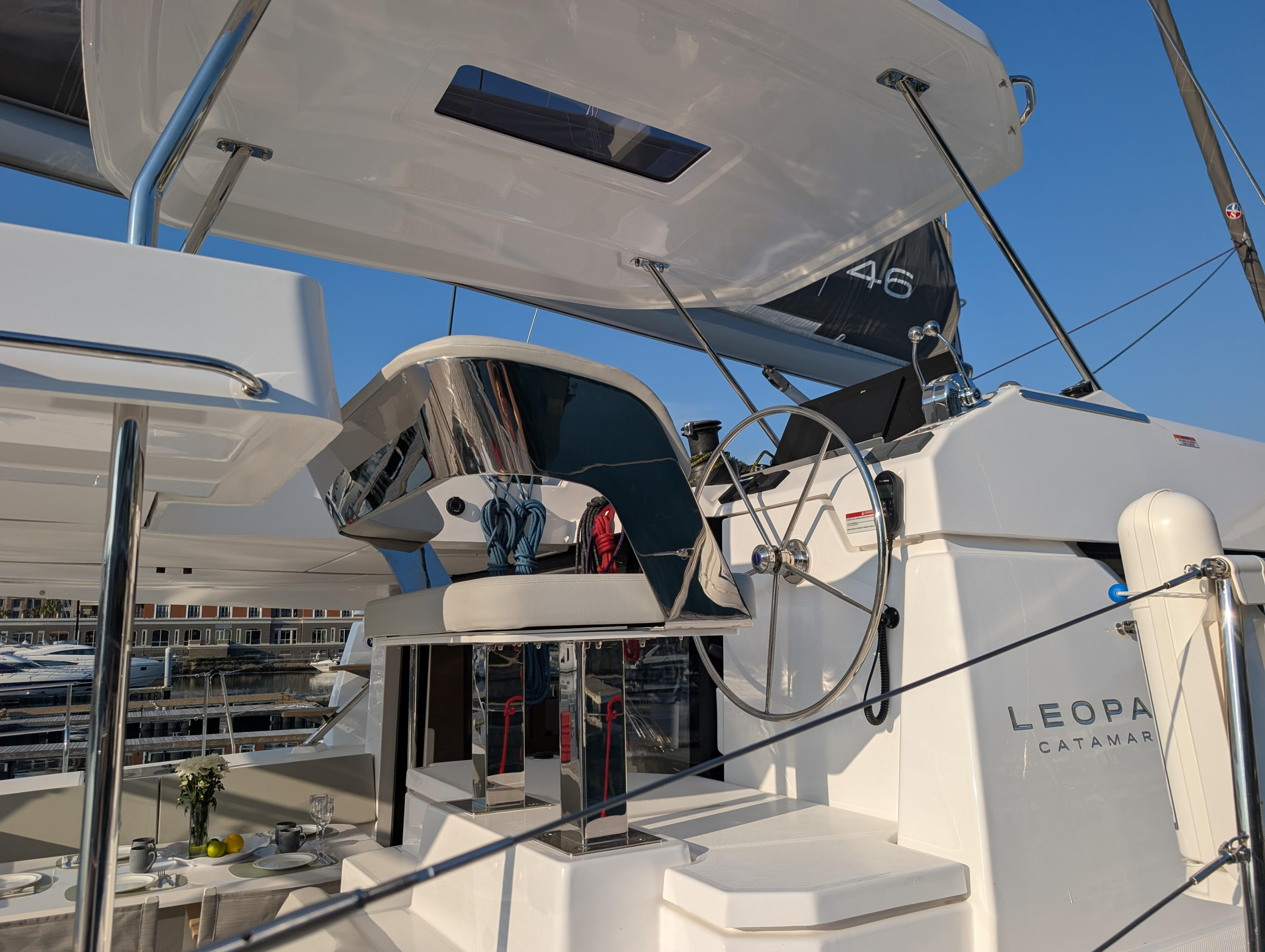 Leopard 46 — photo 16