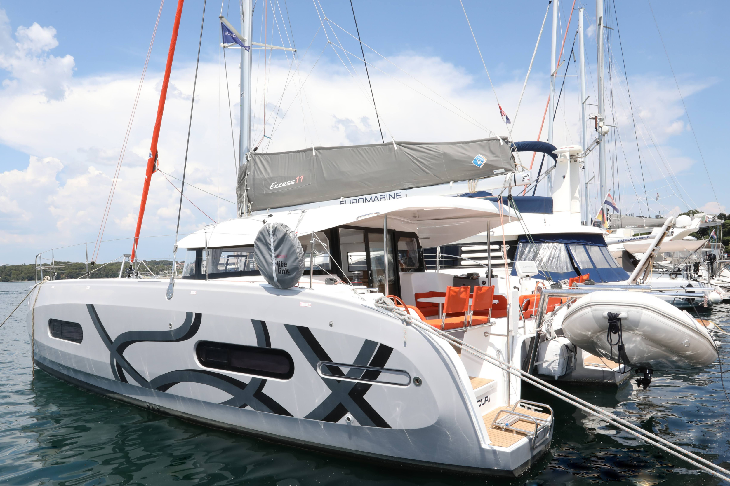 Excess 11 — photo 13