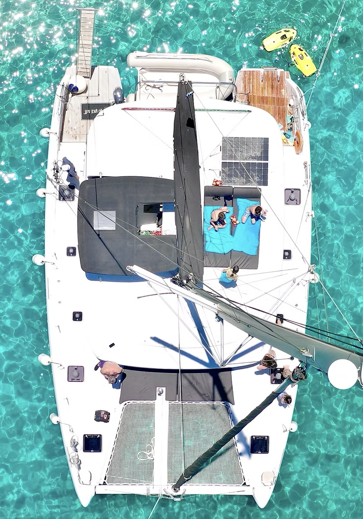 Lagoon 42 — photo 17