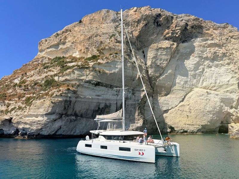 Lagoon 46 — photo 1