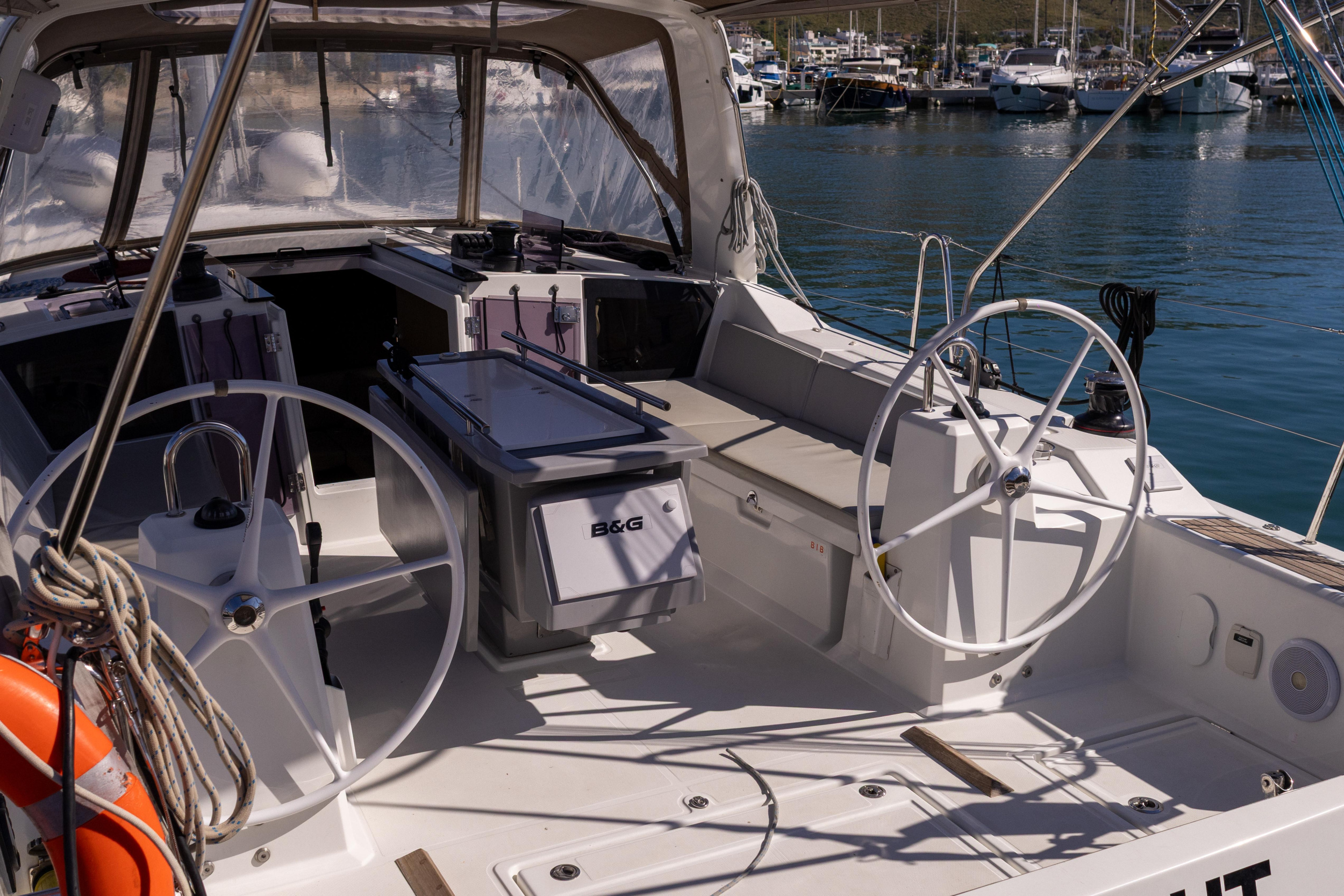 Oceanis 41.1 Performance — photo 13