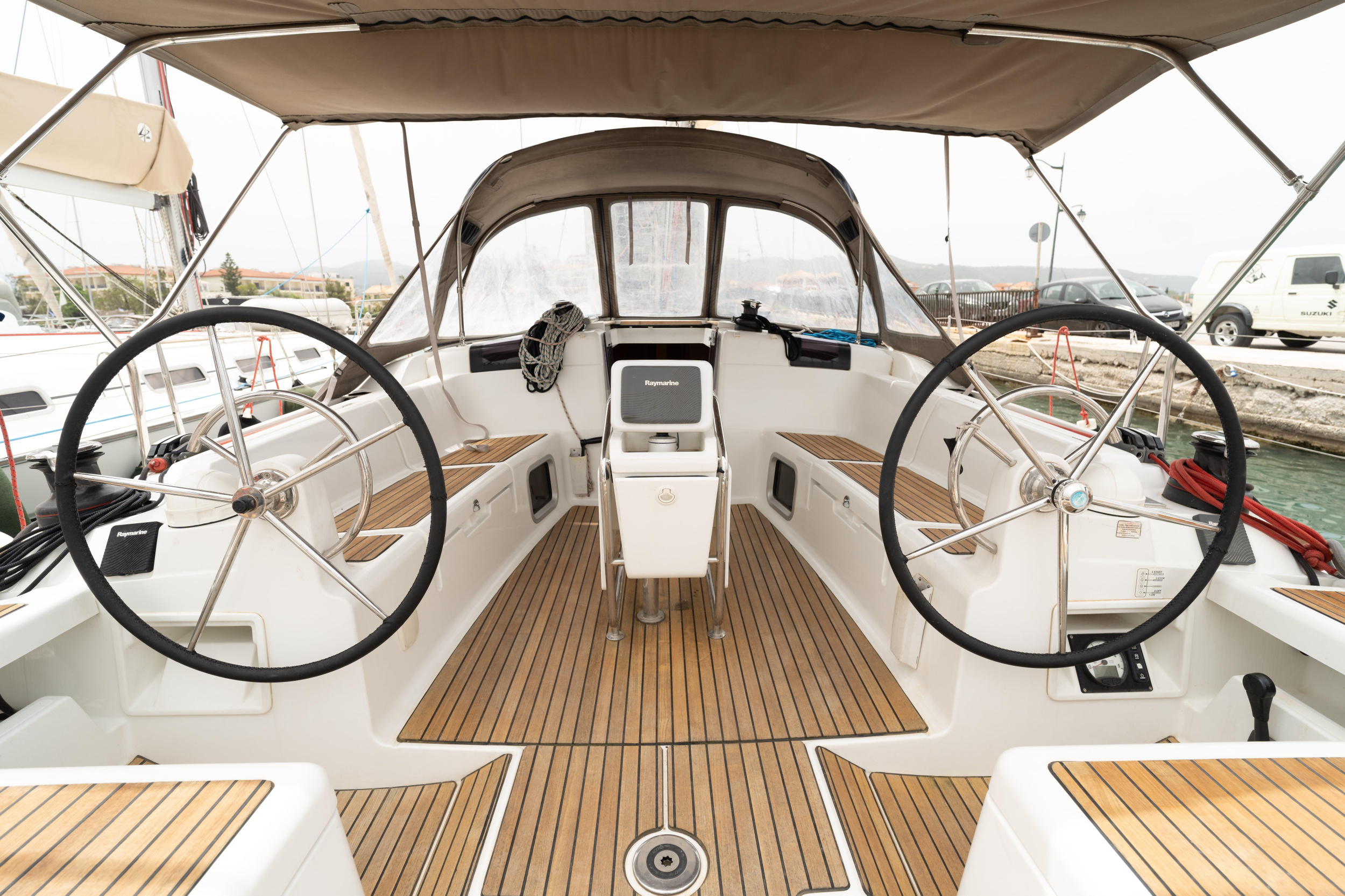 Sun Odyssey 449 — photo 2