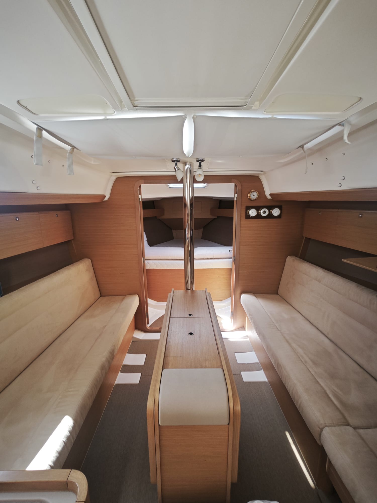 Dufour 350 Grand Large[G] — photo 9