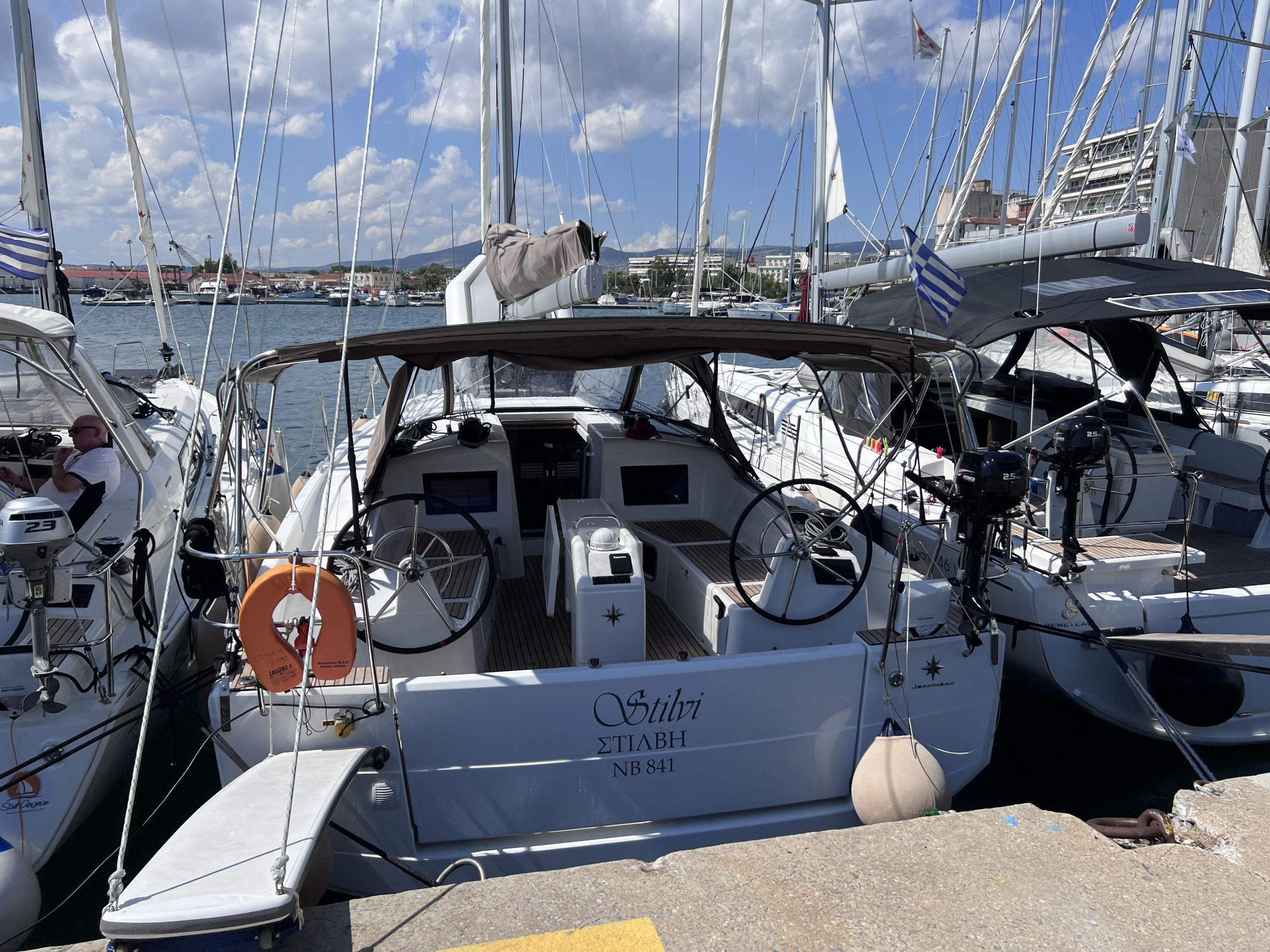 Sun Odyssey 410 — photo 4