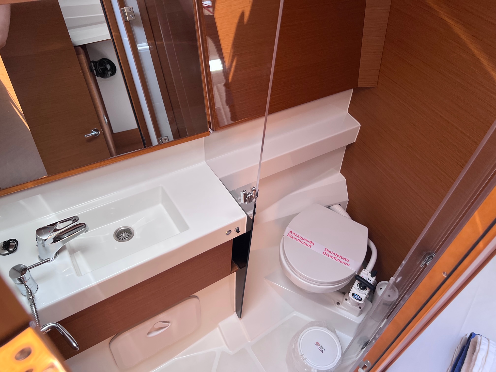 Sun Odyssey 410 — photo 13