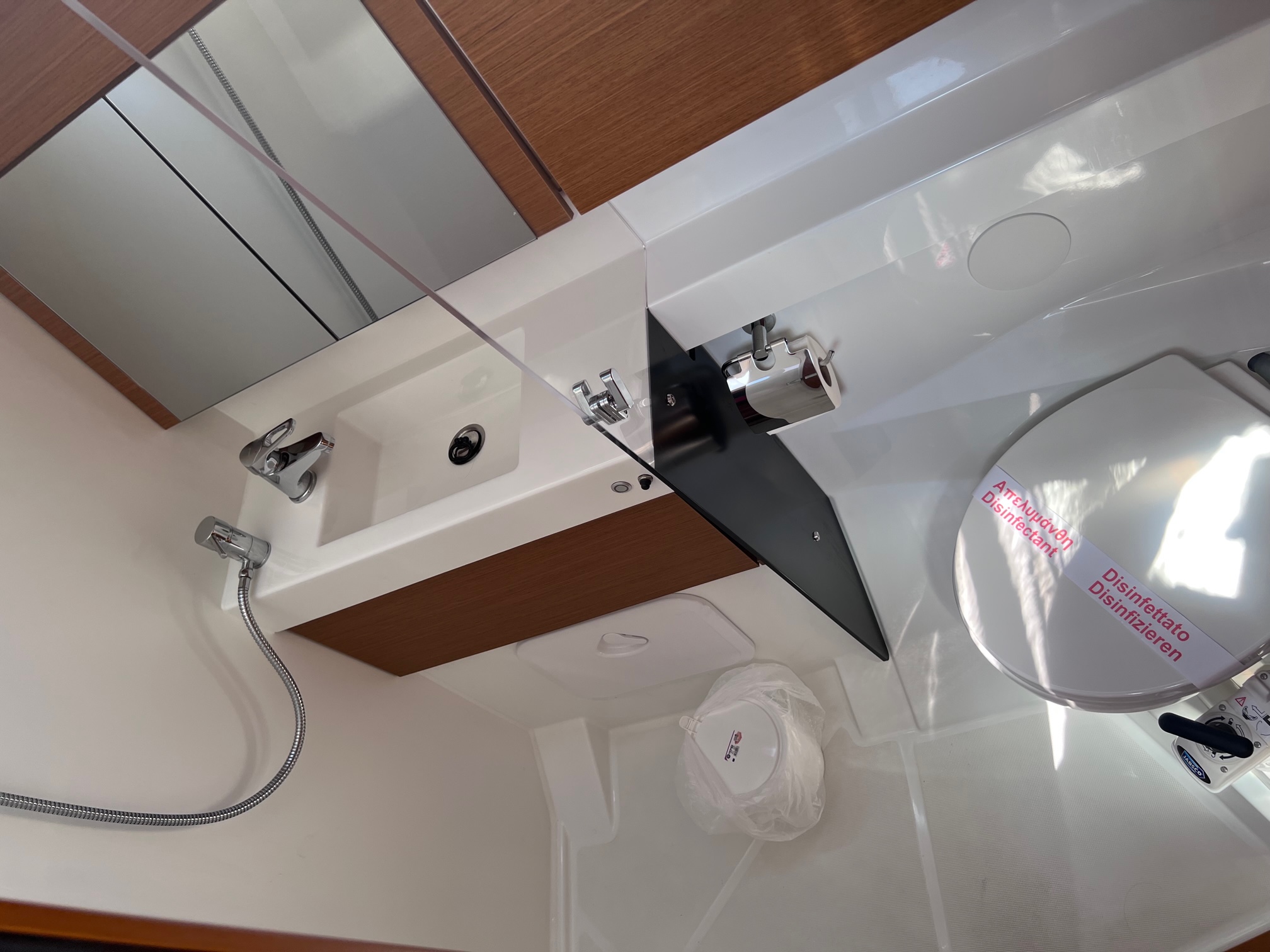 Sun Odyssey 410 — photo 3