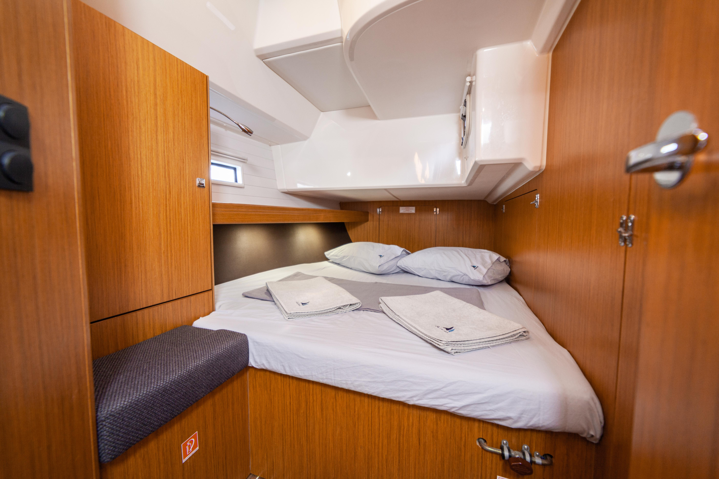 Bavaria Cruiser 46 — photo 22