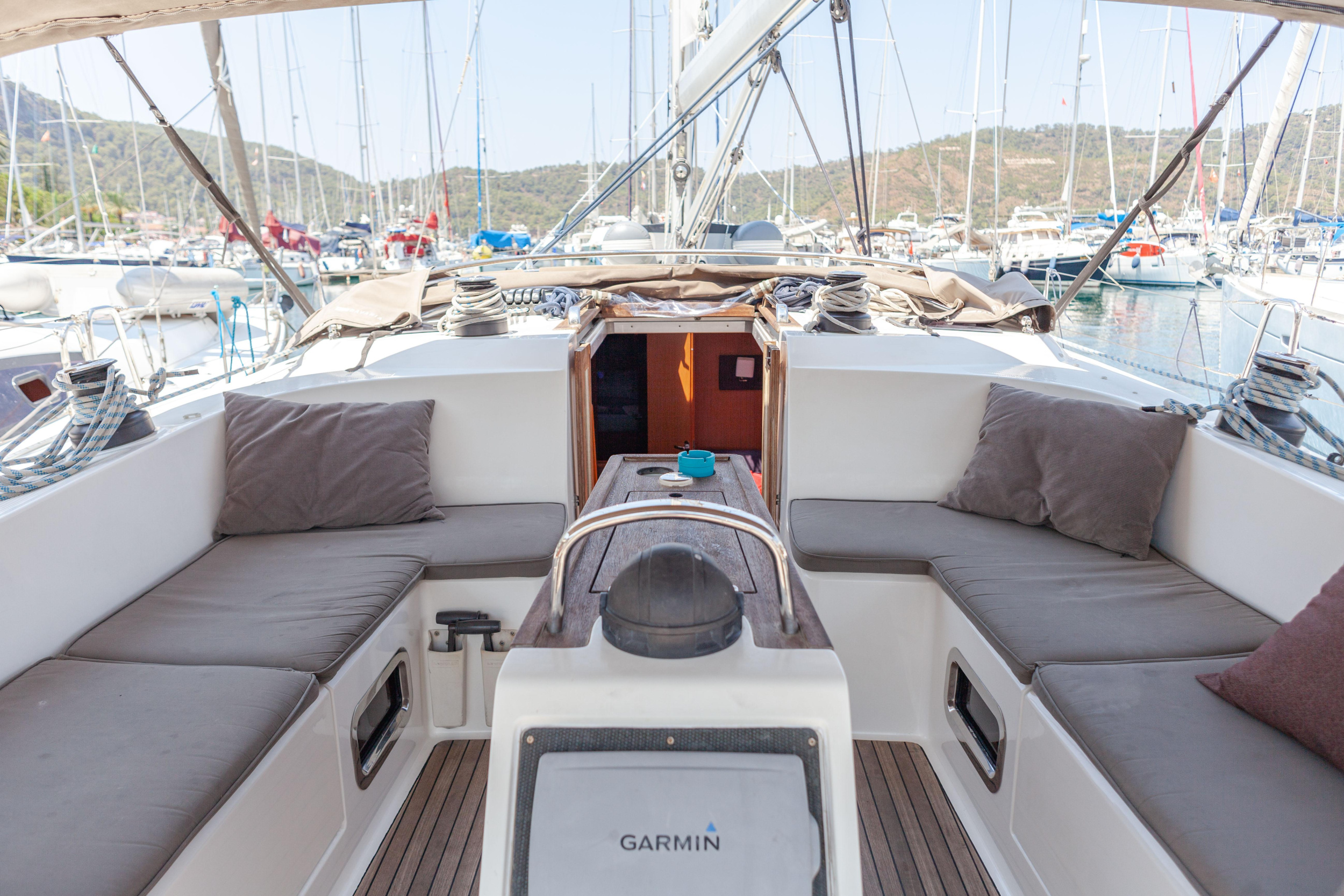 Bavaria Cruiser 46 — photo 10