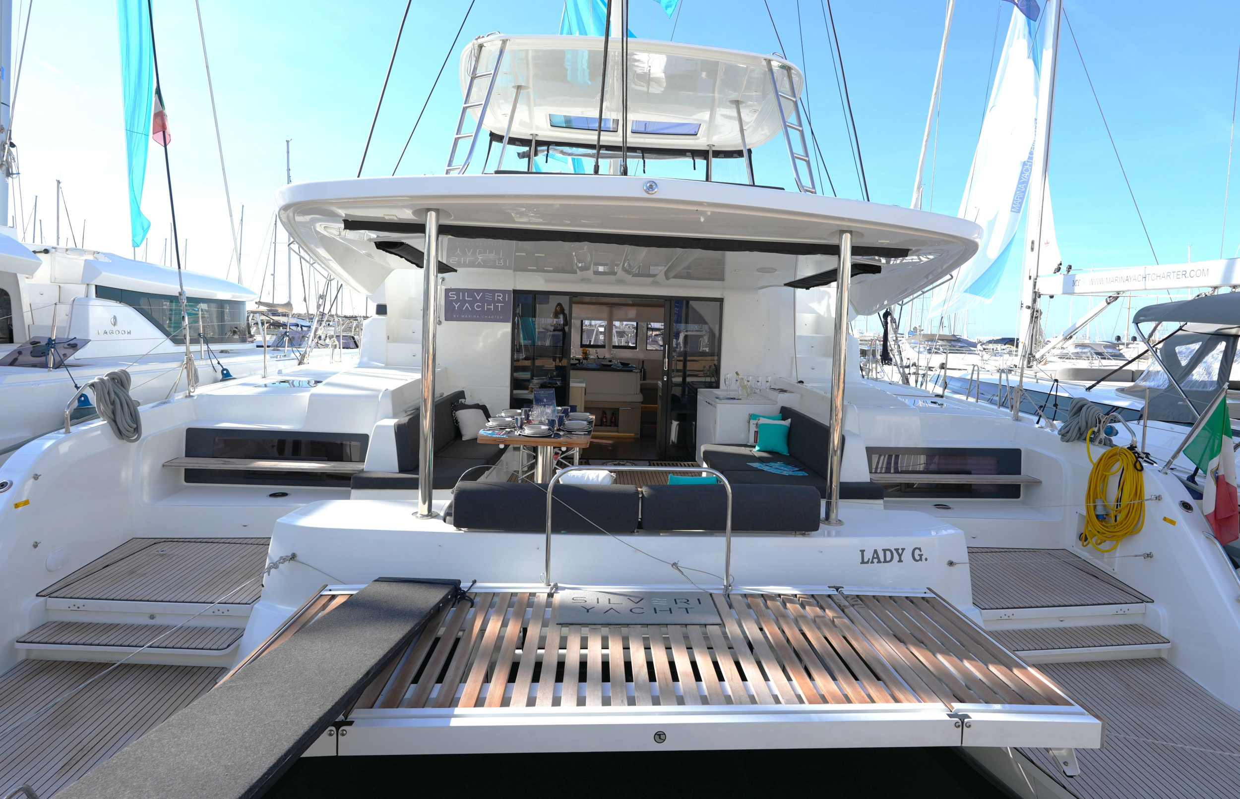 Lagoon 51 — photo 25