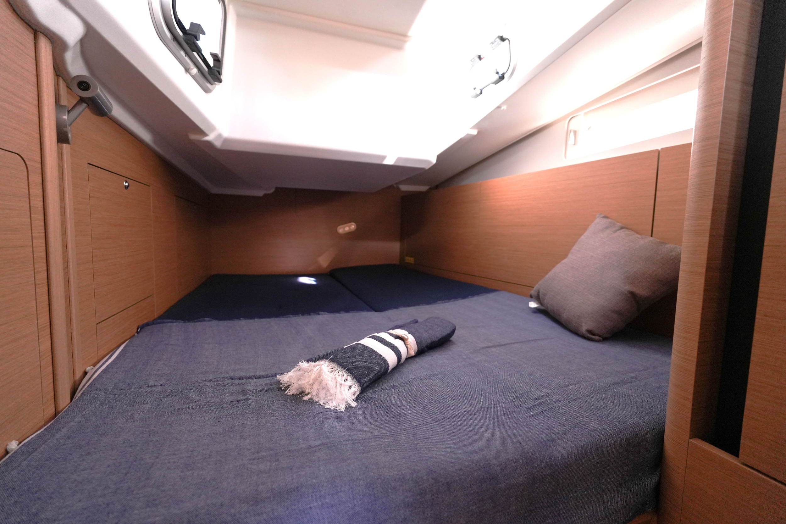 Sun Odyssey 410 — photo 4