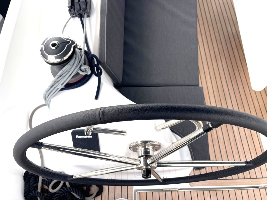 Sun Odyssey 410 — photo 15