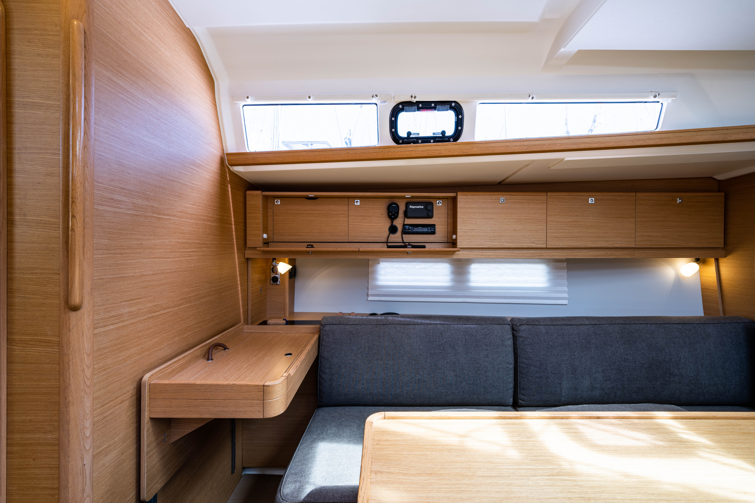 Dufour 460 Grand Large — photo 6