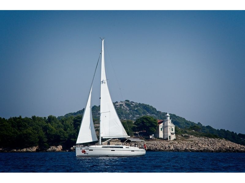 Bavaria Cruiser 41 — photo 1