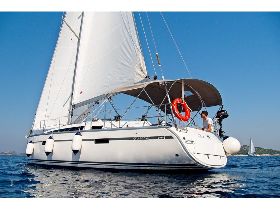 Bavaria Cruiser 41 — photo 1