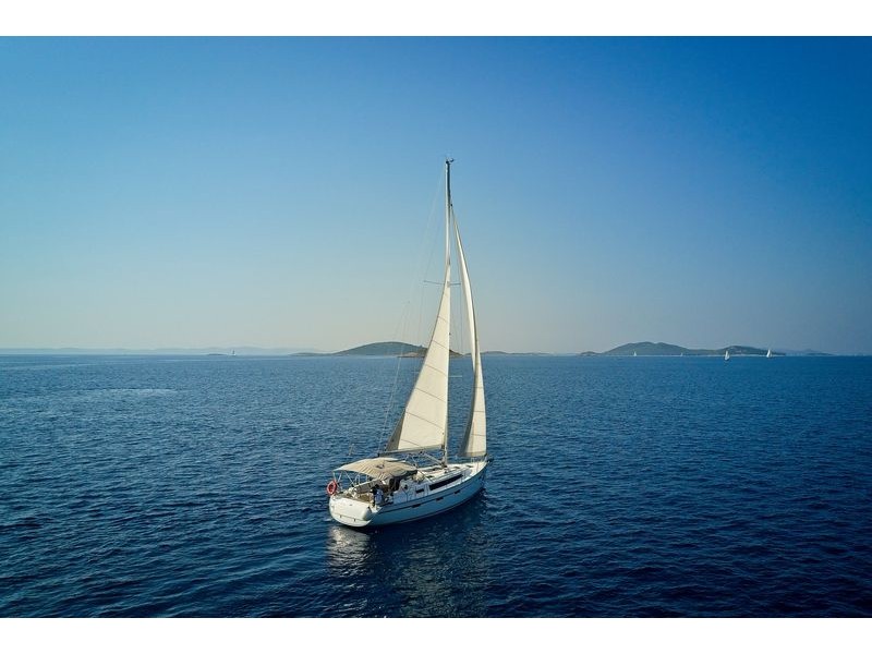 Bavaria Cruiser 41 — photo 1