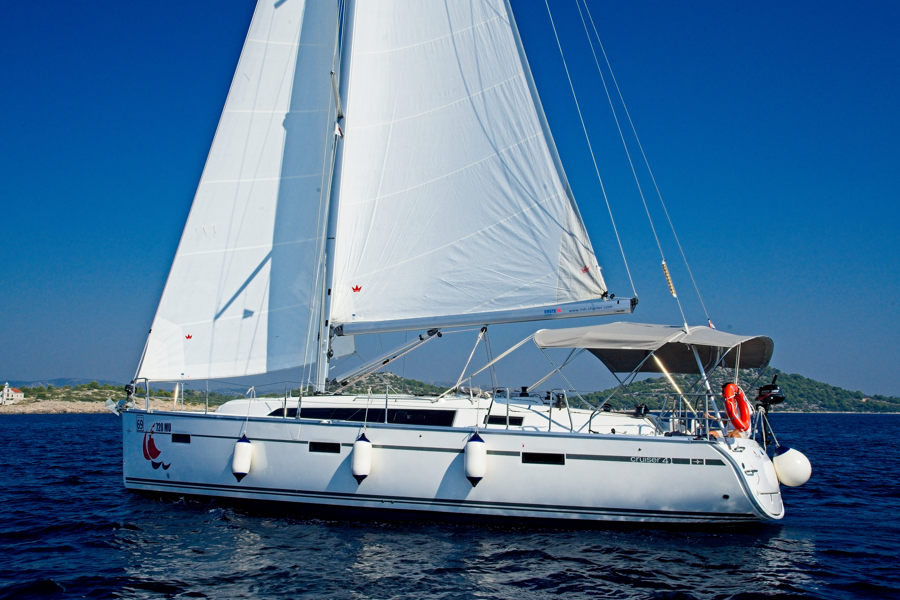 Bavaria Cruiser 41 — photo 11