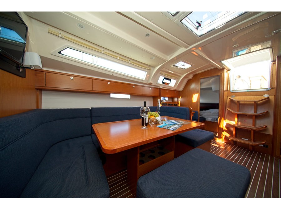 Bavaria Cruiser 41 — photo 5