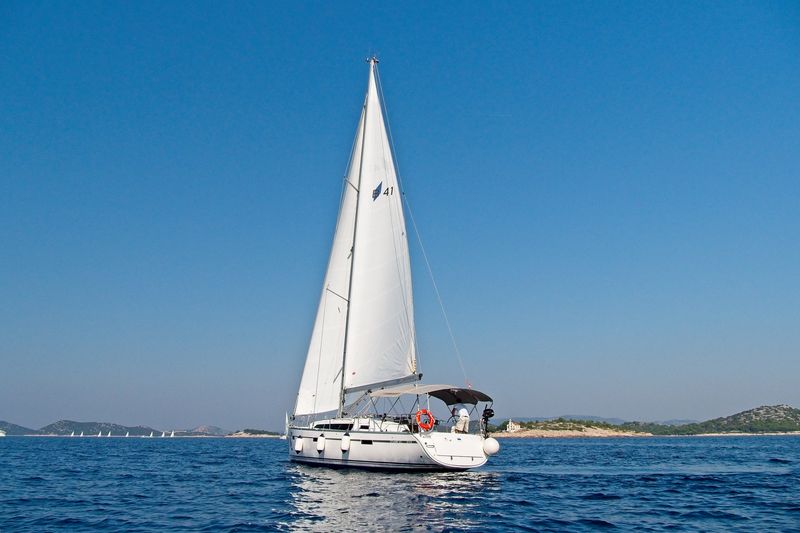 Bavaria Cruiser 41 — photo 5