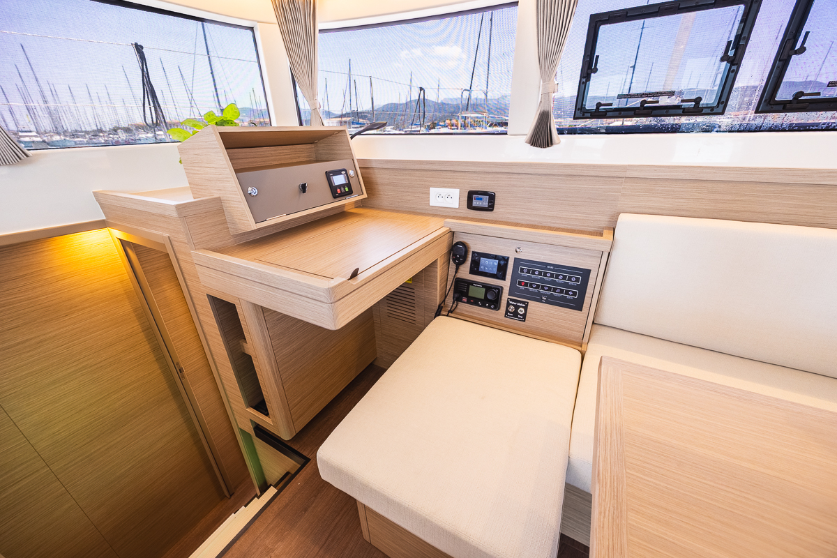 Lagoon 40 12 PAX — photo 15