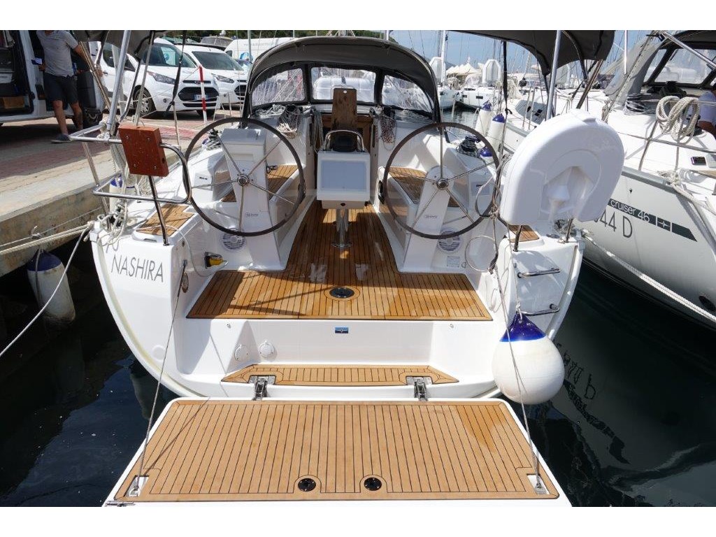 Bavaria Cruiser 34 — photo 1