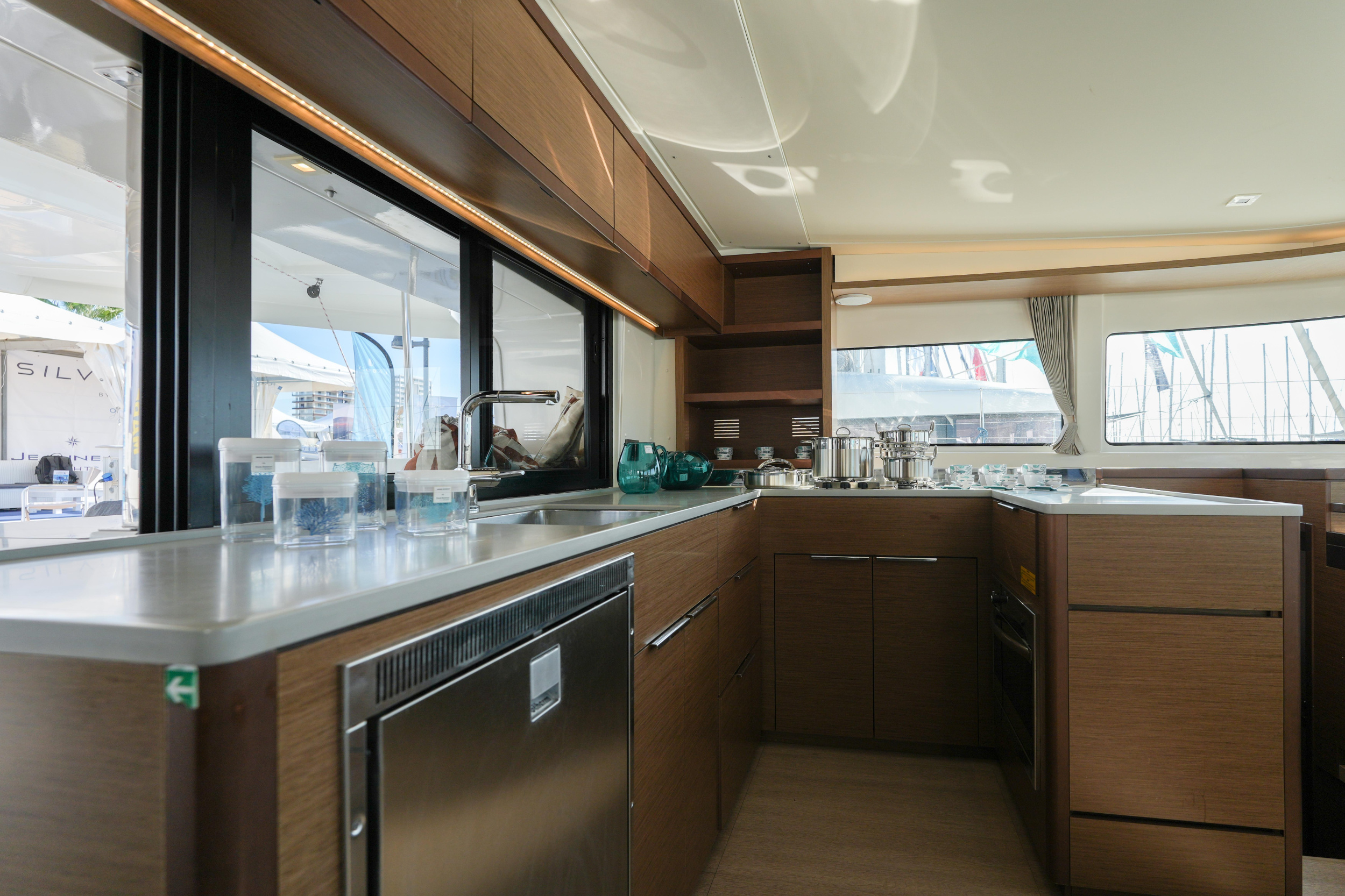 Lagoon 46 — photo 17