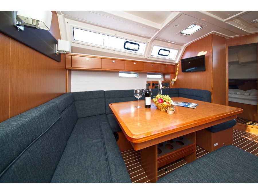 Bavaria 46 CN — photo 6