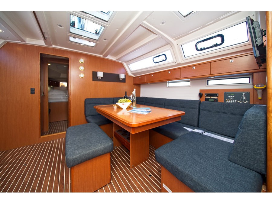 Bavaria 46 CN — photo 6